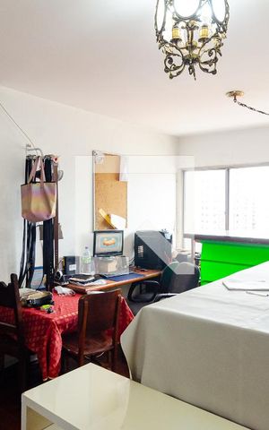 Apartamento para alugar com 89m², 4 quartos e 1 vaga Apartamento para alugar com 89m², 4 quartos e 1 vagaSala