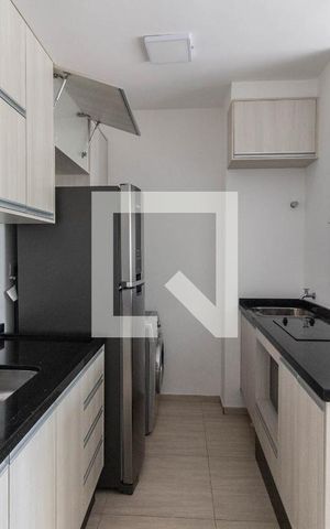 Apartamento à venda com 56m², 1 quarto e 2 vagas Apartamento à venda com 56m², 1 quarto e 2 vagasCozinha