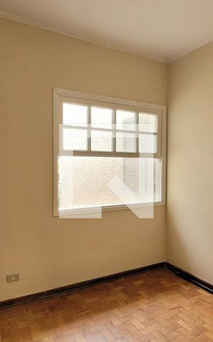 Casa para alugar com 200m², 3 quartos e 2 vagas Casa para alugar com 200m², 3 quartos e 2 vagasQuarto 2