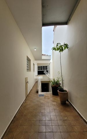 Casa para alugar com 200m², 3 quartos e 2 vagas Casa para alugar com 200m², 3 quartos e 2 vagasQuintal
