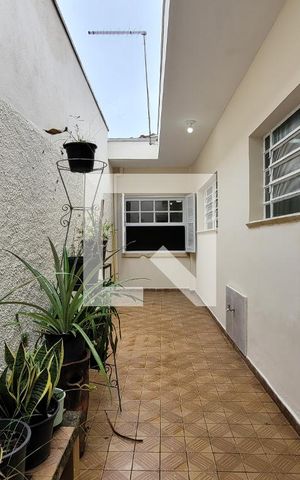 Casa para alugar com 200m², 3 quartos e 2 vagas Casa para alugar com 200m², 3 quartos e 2 vagasQuintal