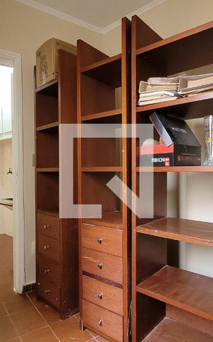 Casa para alugar com 200m², 3 quartos e 2 vagas Casa para alugar com 200m², 3 quartos e 2 vagasQuarto de serviço