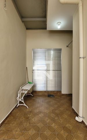 Casa para alugar com 200m², 3 quartos e 2 vagas Casa para alugar com 200m², 3 quartos e 2 vagasQuintal