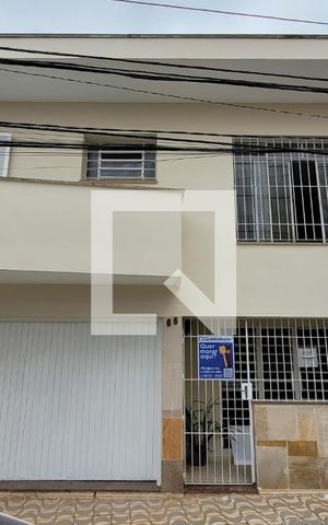 Casa para alugar com 200m², 3 quartos e 2 vagas Casa para alugar com 200m², 3 quartos e 2 vagasFachada