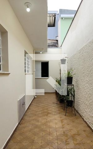 Casa para alugar com 200m², 3 quartos e 2 vagas Casa para alugar com 200m², 3 quartos e 2 vagasQuintal