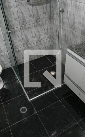 Casa à venda com 70m², 2 quartos e 2 vagasBanheiro
