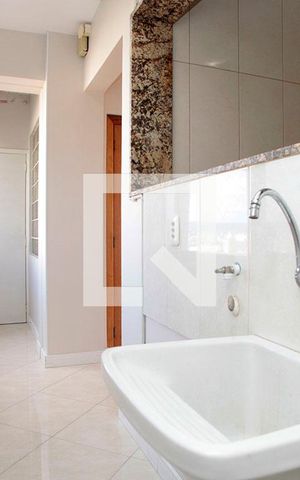 Apartamento à venda com 127m², 3 quartos e 1 vagaÁrea de Serviço