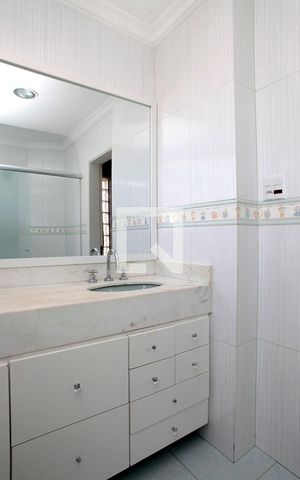 Apartamento à venda com 127m², 3 quartos e 1 vagaBanheiro Quarto 1 Suíte