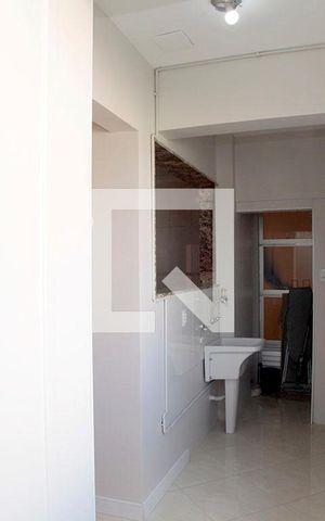 Apartamento à venda com 127m², 3 quartos e 1 vagaÁrea de Serviço