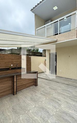 Casa de condomínio à venda com 105m², 2 quartos e 2 vagas Casa de condomínio à venda com 105m², 2 quartos e 2 vagasÁrea externa