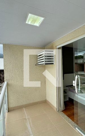 Casa de condomínio à venda com 105m², 2 quartos e 2 vagas Casa de condomínio à venda com 105m², 2 quartos e 2 vagasSuíte 2 - Varanda