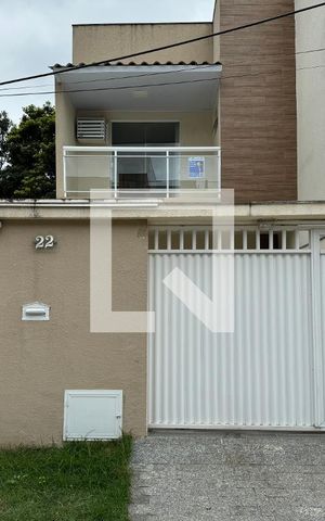 Casa de condomínio à venda com 105m², 2 quartos e 2 vagas Casa de condomínio à venda com 105m², 2 quartos e 2 vagasFachada