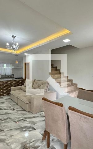 Casa de condomínio à venda com 105m², 2 quartos e 2 vagas Casa de condomínio à venda com 105m², 2 quartos e 2 vagasSala