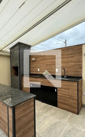 Casa de condomínio à venda com 105m², 2 quartos e 2 vagas Casa de condomínio à venda com 105m², 2 quartos e 2 vagasÁrea externa