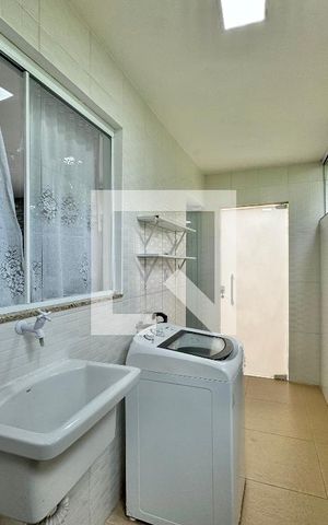 Casa de condomínio à venda com 105m², 2 quartos e 2 vagas Casa de condomínio à venda com 105m², 2 quartos e 2 vagasÁrea de Serviço