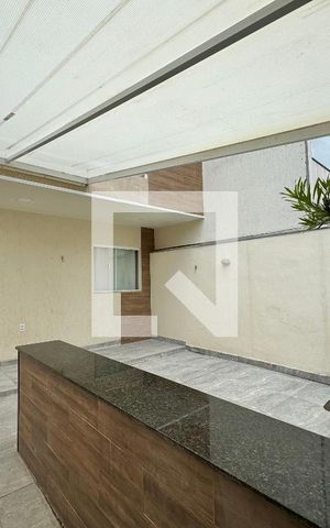 Casa de condomínio à venda com 105m², 2 quartos e 2 vagas Casa de condomínio à venda com 105m², 2 quartos e 2 vagasÁrea externa