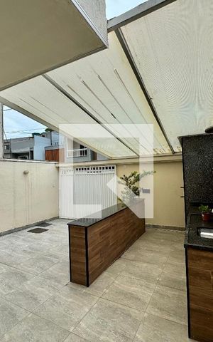 Casa de condomínio à venda com 105m², 2 quartos e 2 vagas Casa de condomínio à venda com 105m², 2 quartos e 2 vagasÁrea externa
