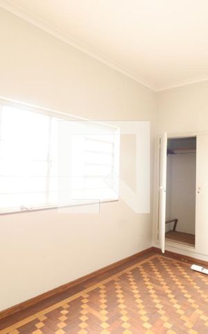 Casa para alugar com 316m², 4 quartos e 6 vagasQuarto 3