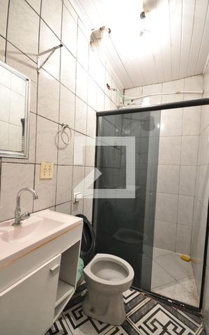 Casa para alugar com 42m², 2 quartos e sem vagaBanheiro
