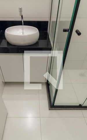 Studio para alugar com 25m², 1 quarto e sem vaga Studio para alugar com 25m², 1 quarto e sem vagaBanheiro