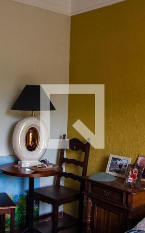 Casa à venda com 230m², 3 quartos e 2 vagasSUITE