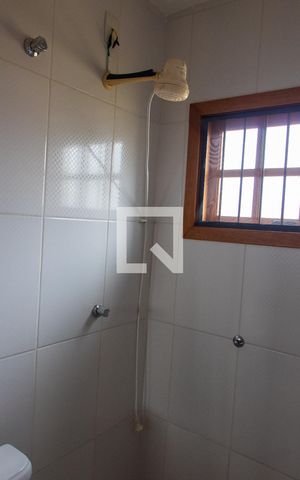 Casa à venda com 230m², 3 quartos e 2 vagasBANHEIRO DA SUITE