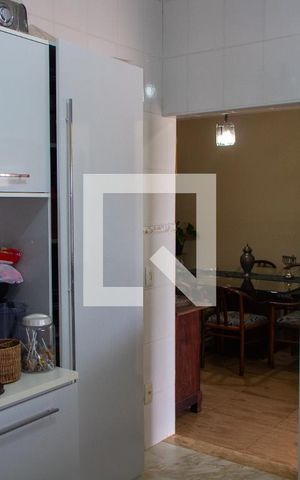 Casa à venda com 230m², 3 quartos e 2 vagasCOZINHA
