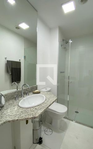 Apartamento à venda com 86m², 3 quartos e 2 vagasBanheiro da Suíte 1