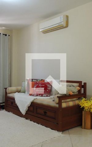 Casa de condomínio à venda com 346m², 3 quartos e 2 vagasSala 3