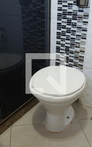 Casa de condomínio à venda com 346m², 3 quartos e 2 vagasBanheiro da Suíte 1