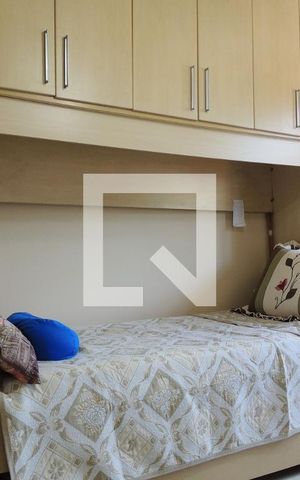 Casa de condomínio à venda com 346m², 3 quartos e 2 vagasQuarto 2 - Armários