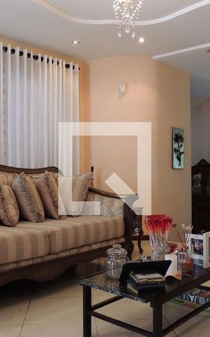 Casa de condomínio à venda com 346m², 3 quartos e 2 vagasSala 1