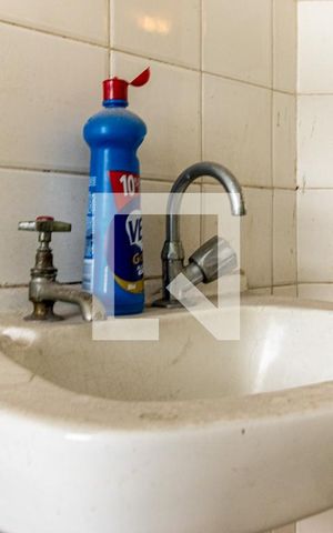 Apartamento à venda com 48m², 1 quarto e sem vagaBanheiro - Torneira