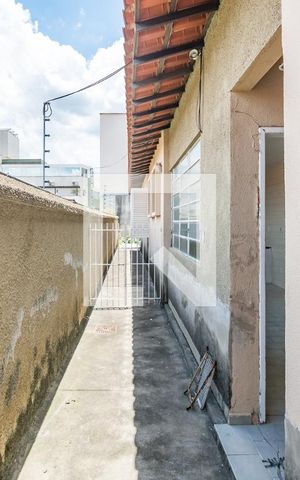 Casa para alugar com 240m², 3 quartos e 4 vagas Casa para alugar com 240m², 3 quartos e 4 vagasQuintal