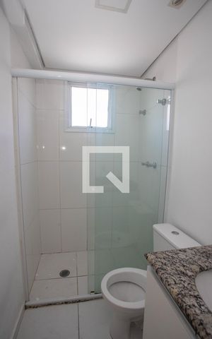 Apartamento à venda com 52m², 2 quartos e 1 vaga Apartamento à venda com 52m², 2 quartos e 1 vagaBanheiro social