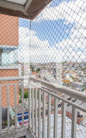 Apartamento à venda com 51m², 2 quartos e 1 vaga Apartamento à venda com 51m², 2 quartos e 1 vagaVaranda da sala