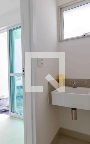 Apartamento à venda com 330m², 4 quartos e 4 vagas Apartamento à venda com 330m², 4 quartos e 4 vagasLavabo da Cobertura