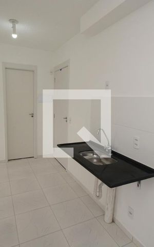 Apartamento para alugar com 34m², 2 quartos e sem vagaCozinha e Área de Serviço