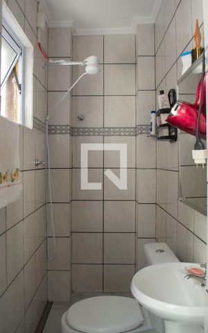 Apartamento à venda com 77m², 2 quartos e sem vaga Apartamento à venda com 77m², 2 quartos e sem vagaBanheiro