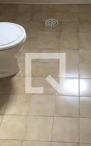 Apartamento para alugar com 93m², 2 quartos e 1 vaga Apartamento para alugar com 93m², 2 quartos e 1 vagaBanheiro 1