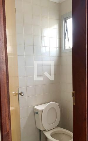 Apartamento para alugar com 93m², 2 quartos e 1 vaga Apartamento para alugar com 93m², 2 quartos e 1 vagaBanheiro 2