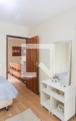 Casa à venda com 338m², 4 quartos e 4 vagas Casa à venda com 338m², 4 quartos e 4 vagasQuarto 3