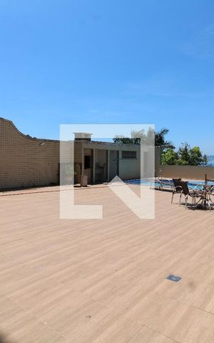 Casa para alugar com 800m², 5 quartos e 4 vagasÁrea externa