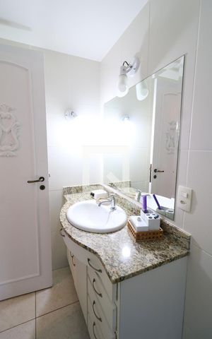 Casa para alugar com 800m², 5 quartos e 4 vagasBanheiro da Suíte 3