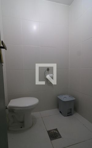 Casa para alugar com 800m², 5 quartos e 4 vagasBanheiro 2 do Salão de festa 1