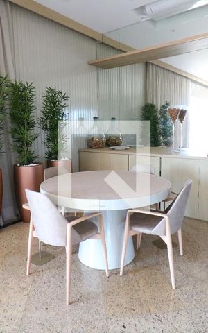 Casa para alugar com 800m², 5 quartos e 4 vagasSala
