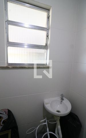 Casa para alugar com 800m², 5 quartos e 4 vagasBanheiro de serviço