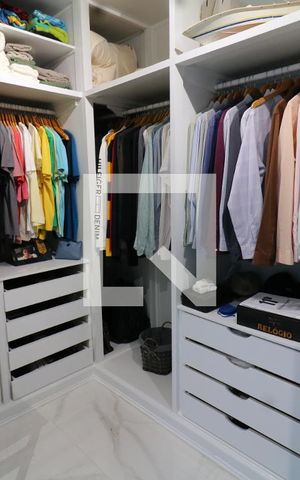 Casa para alugar com 800m², 5 quartos e 4 vagasCloset 1 da Suíte 1