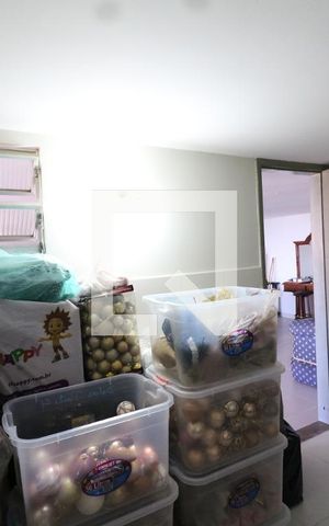 Casa para alugar com 800m², 5 quartos e 4 vagasQuarto de Serviço