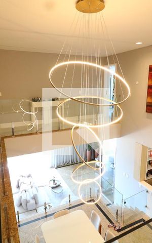 Casa para alugar com 800m², 5 quartos e 4 vagasCorredor Quartos